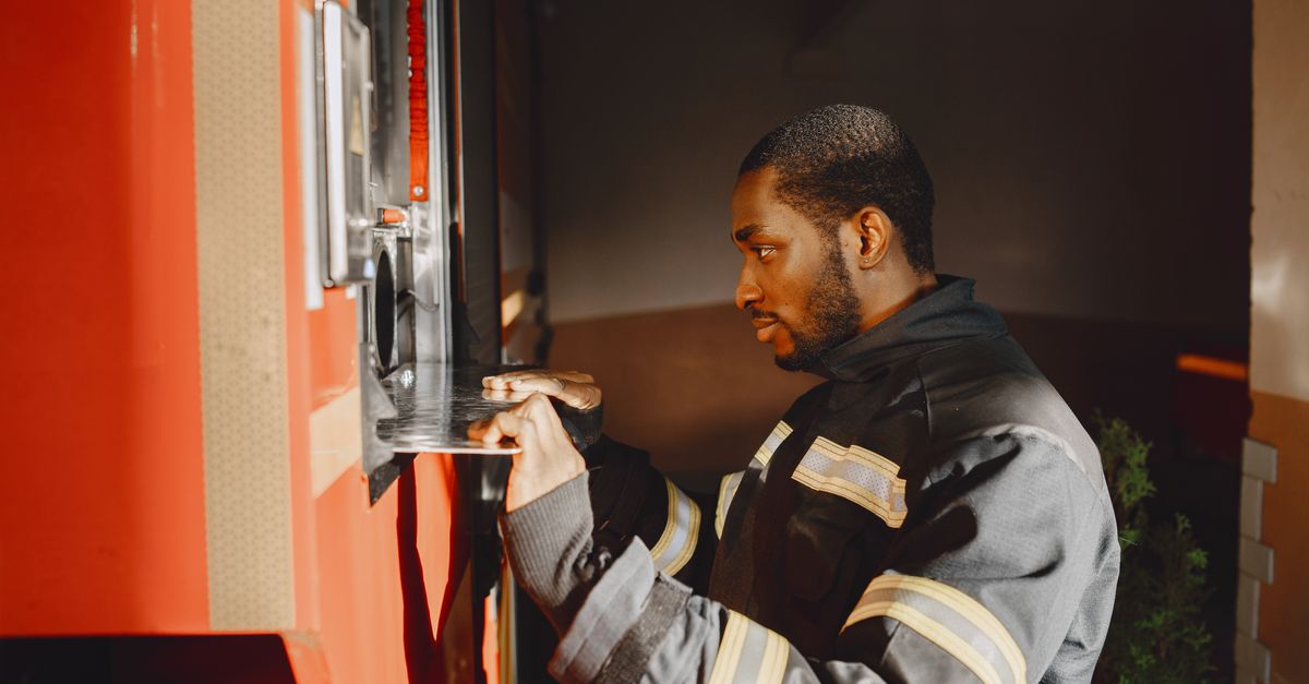 locksmith service technician — Beacon Locksmith